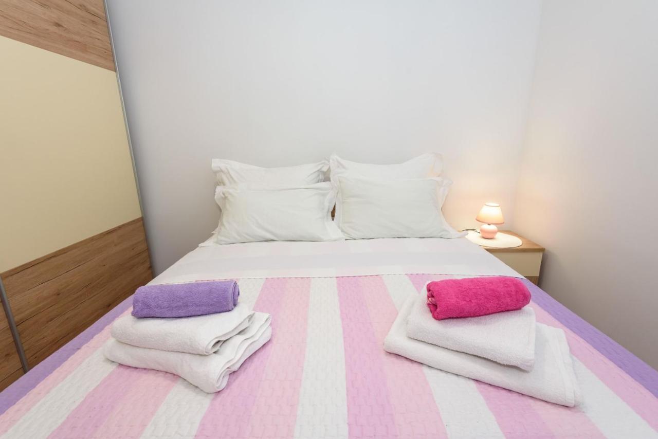 Apartment Dego Near Ploce, Riverfront, Parking Rogotin Exteriör bild